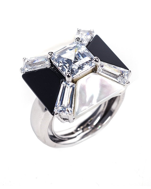Asscher Geometric Ring